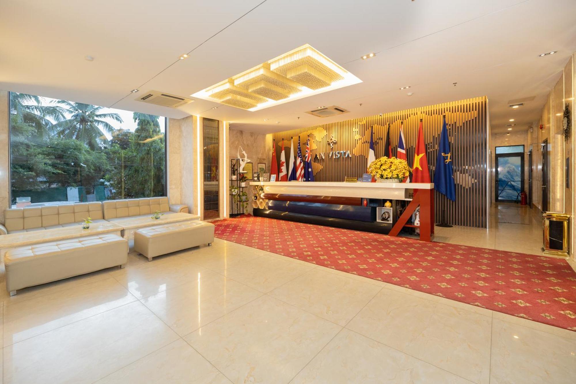 An Vista Hotel На Транг Екстериор снимка