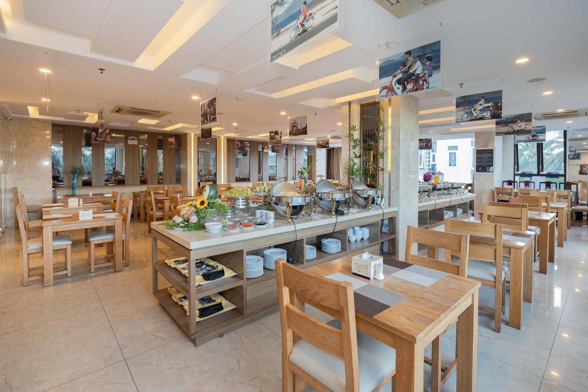 An Vista Hotel На Транг Екстериор снимка